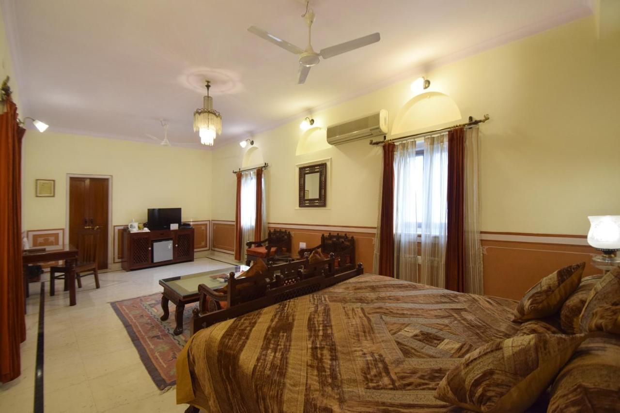 Hari Mahal Palace by Pachar Group Jaipur Bagian luar foto